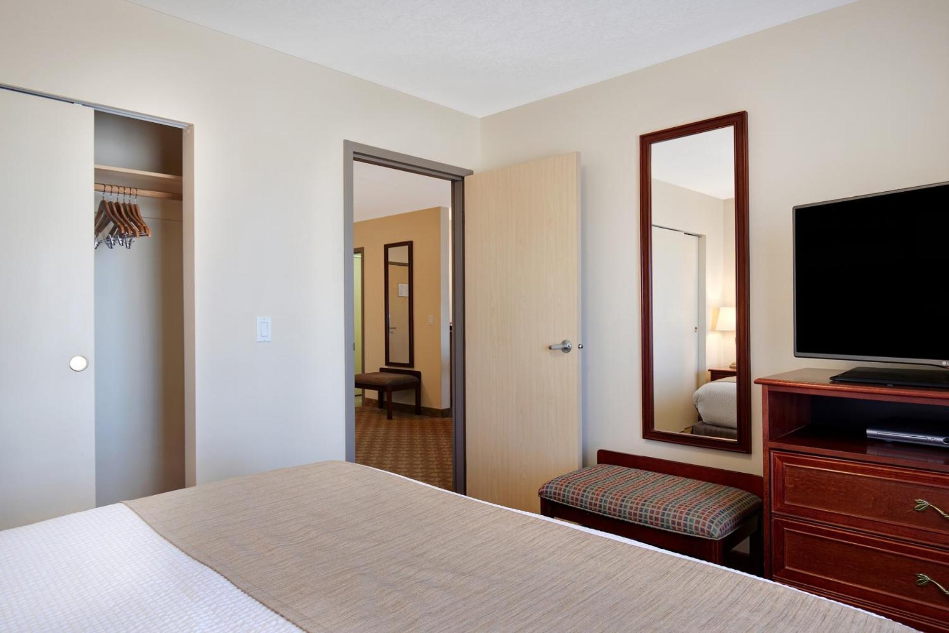 Days Inn By Wyndham Dawson Creek Zewnętrze zdjęcie